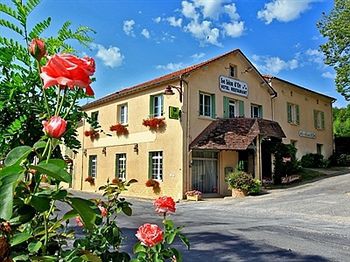 HOTEL DU LION D'OR 2/51
