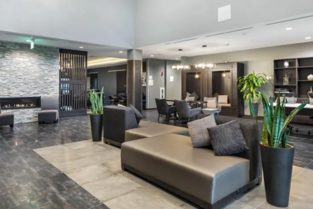 Holiday Inn Hotel & Suites Milpitas 6/36