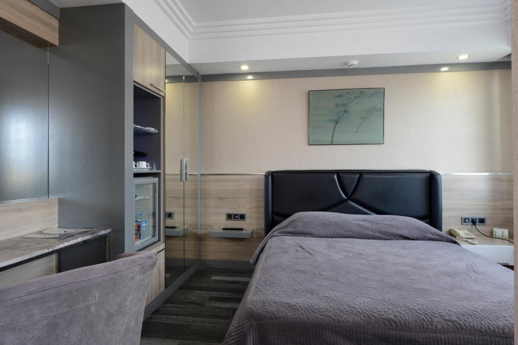 Hotel Marla 20/48