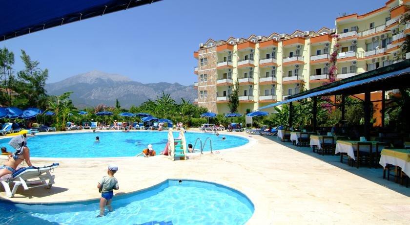SAILOR’S PARK HOTEL 18/55