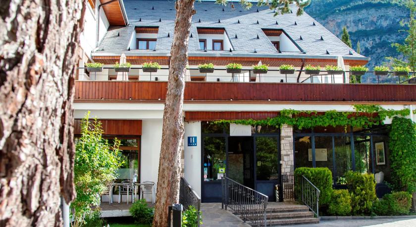 HOTEL SILKEN ORDESA 1/52