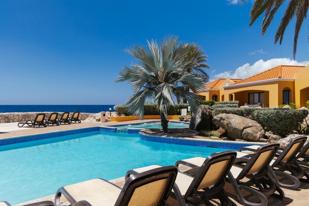 The Royal Sea Aquarium Resort 37/84