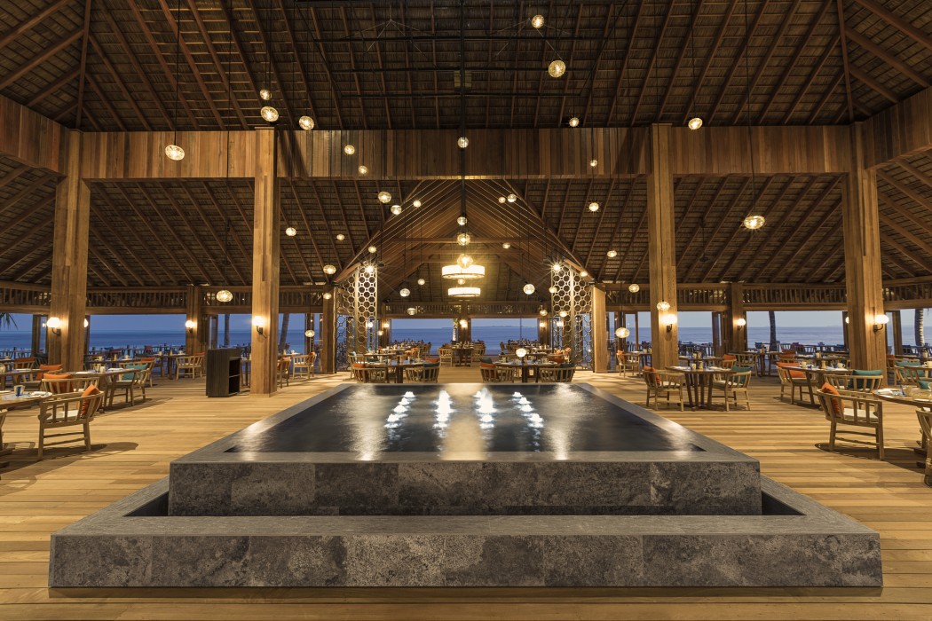 HURAWALHI ISLAND RESORT MALDIVES 18/99