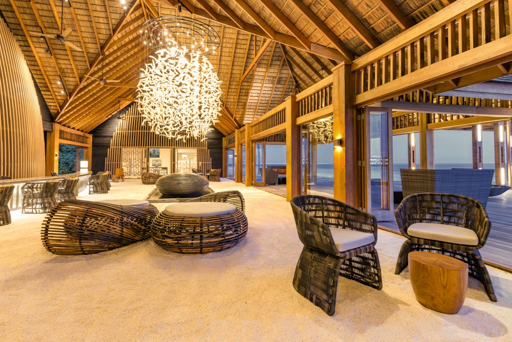 HURAWALHI ISLAND RESORT MALDIVES 9/99