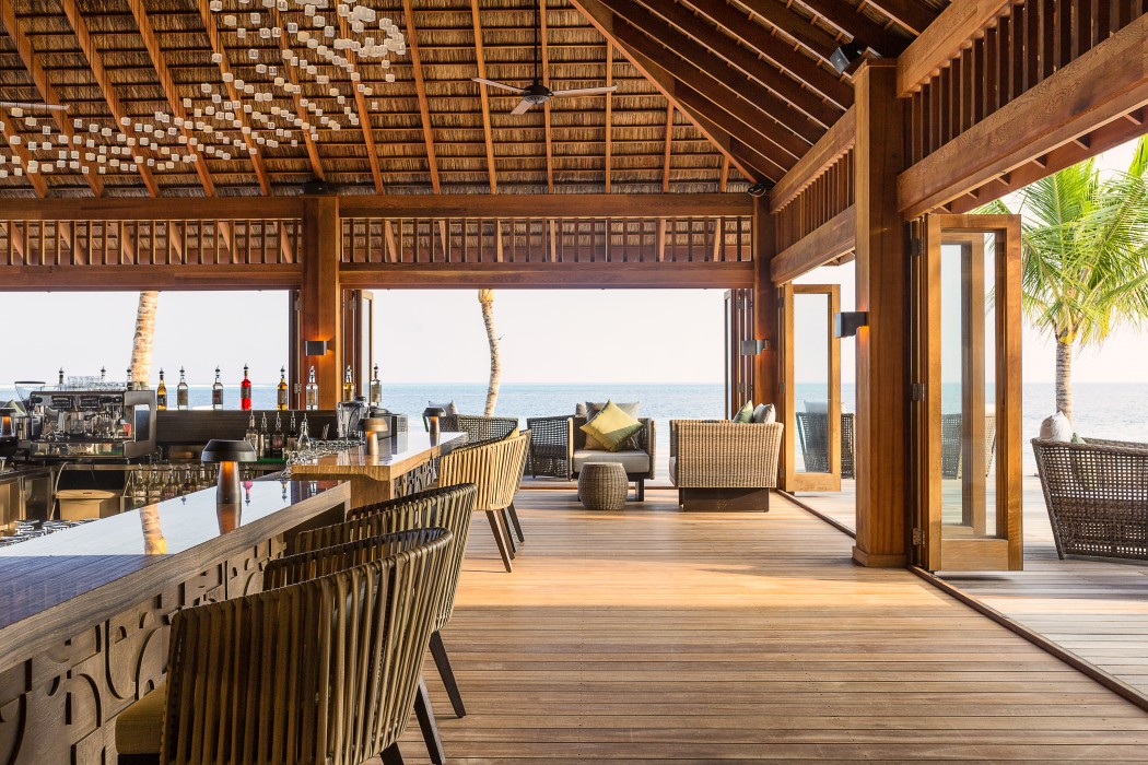 HURAWALHI ISLAND RESORT MALDIVES 36/99