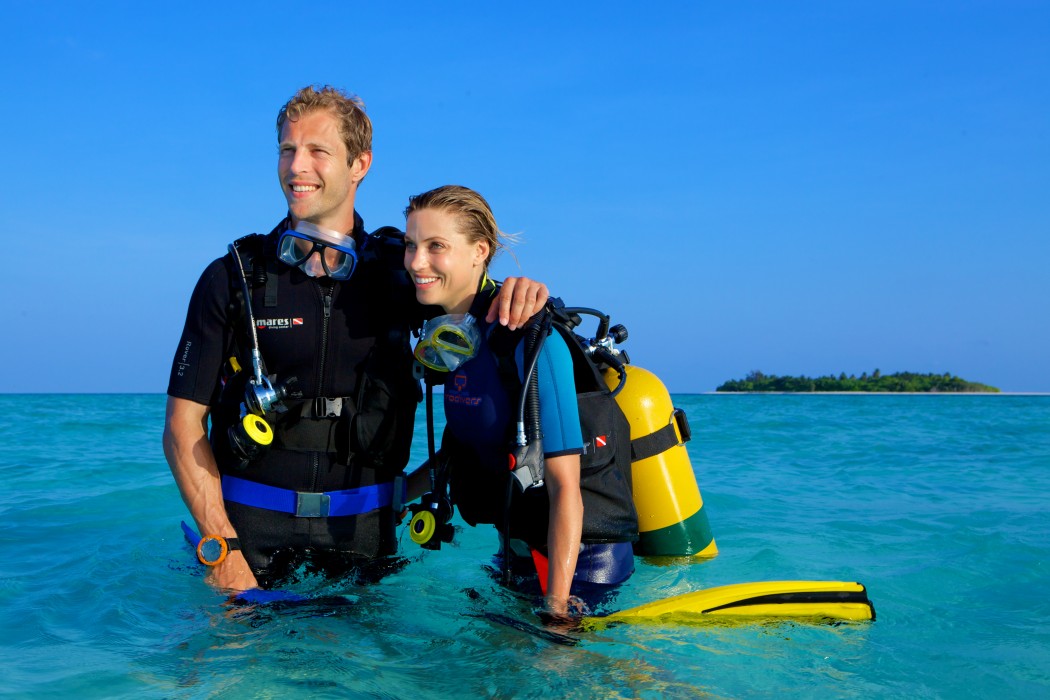 HURAWALHI ISLAND RESORT MALDIVES 48/99