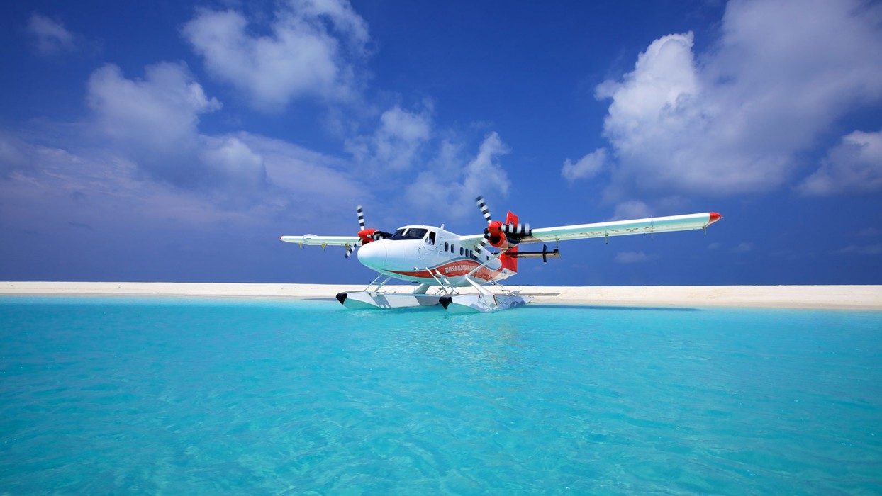 HURAWALHI ISLAND RESORT MALDIVES 44/99