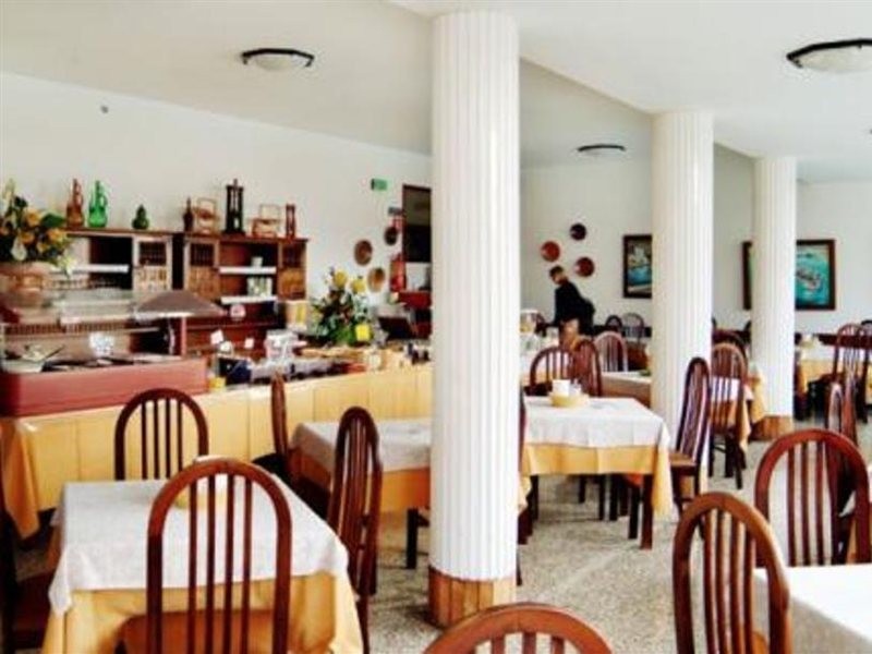 Hotel Rocamar 30/53