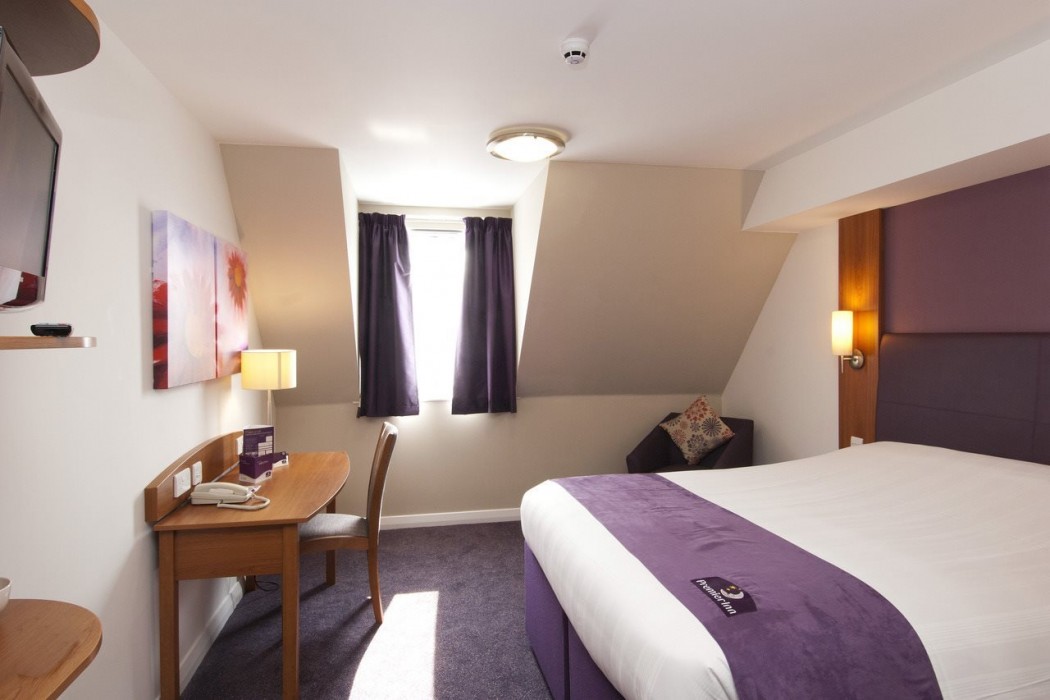 Premier Inn Exeter Central St Davids 6/45