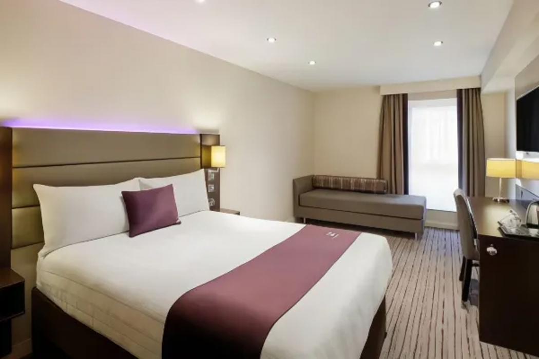 Premier Inn Horsham 7/24