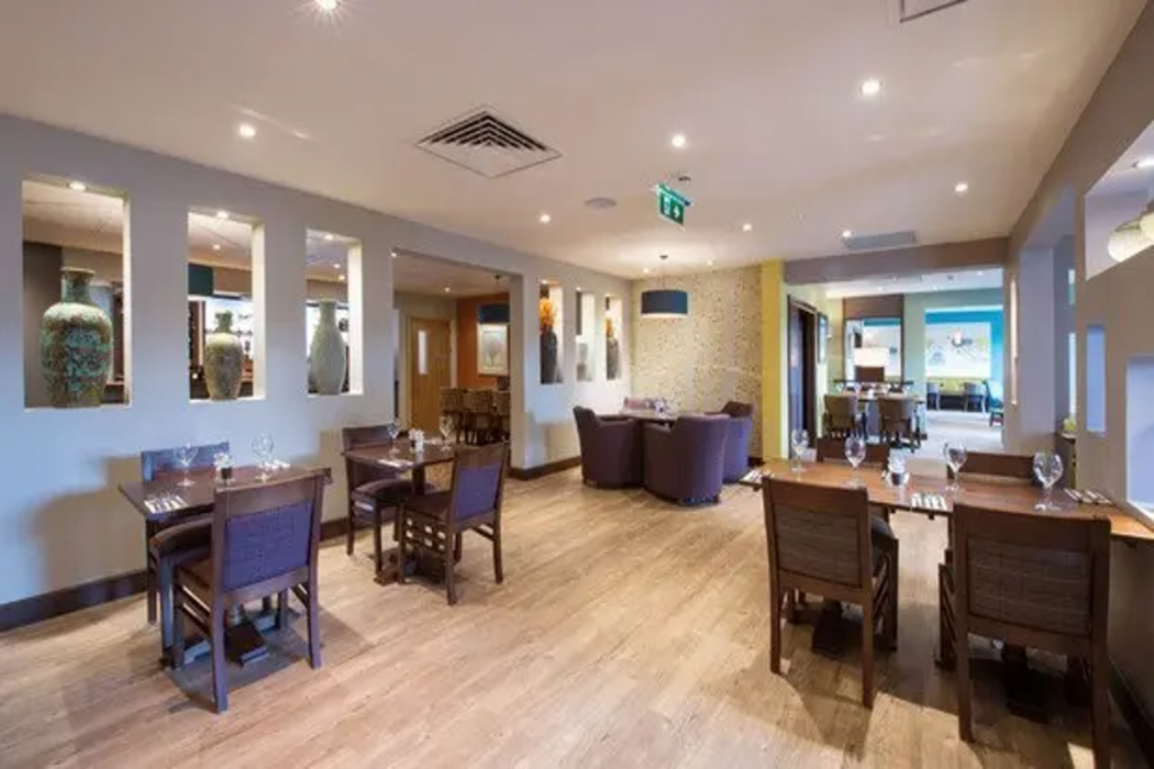 west plaza in brentford standard studio