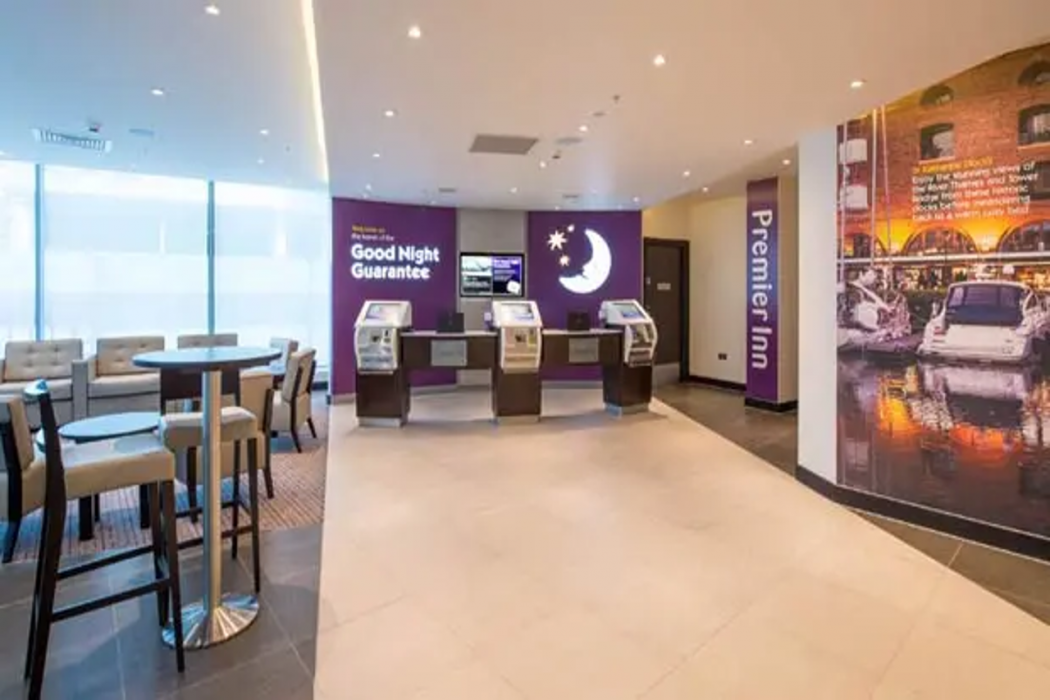 Premier Inn London City Aldgate 7/43