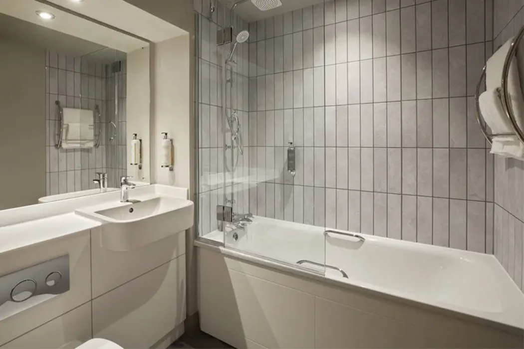 Premier Inn London Croydon Town Centre 16/27