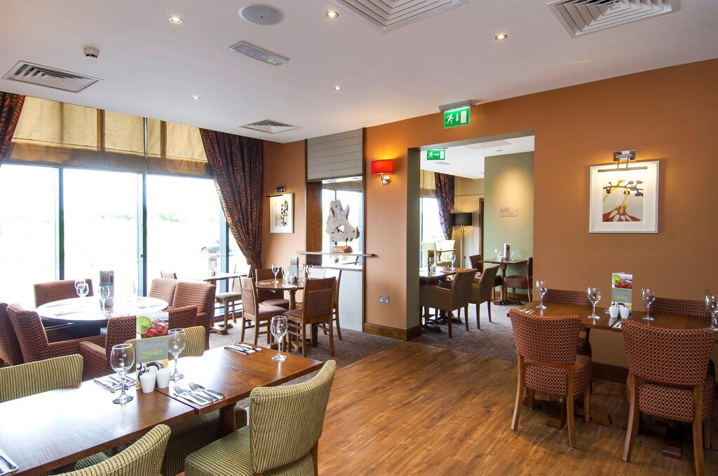 Premier Inn London Stansted Airport 21/52
