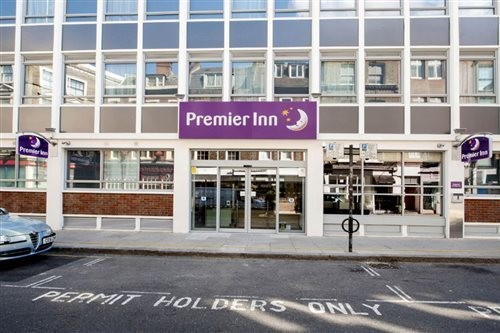 Premier Inn London Holborn in LONDON