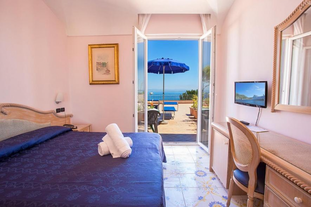 Hotel Terme & Beach Cristallo Palace 12/60