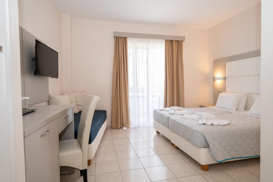 Costa Angela Seaside Resort 36/88