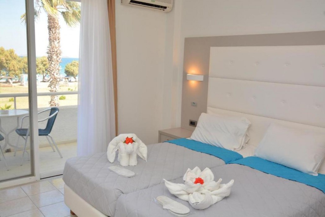 Costa Angela Seaside Resort 24/88