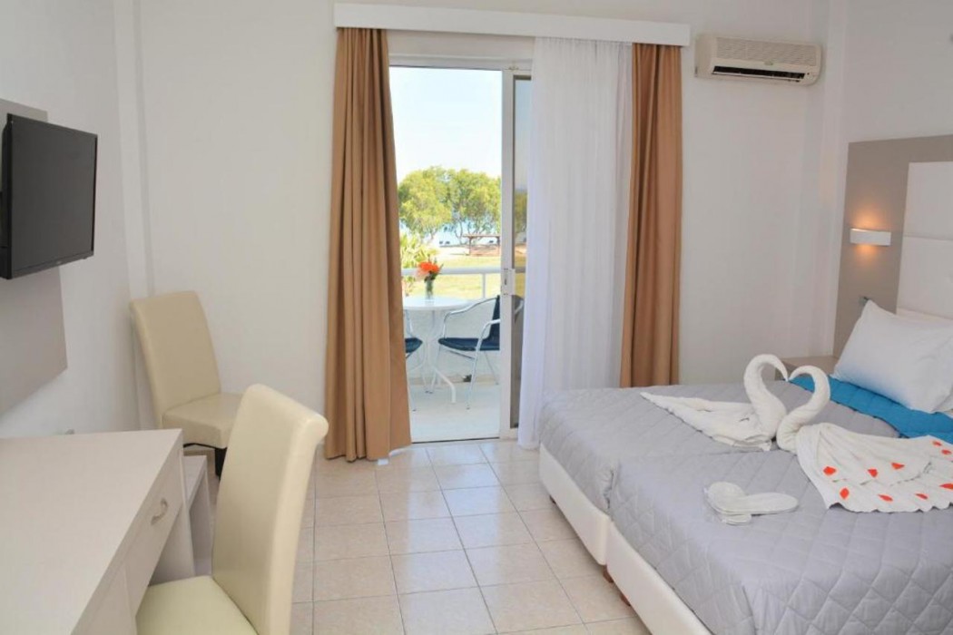 Costa Angela Seaside Resort 26/88