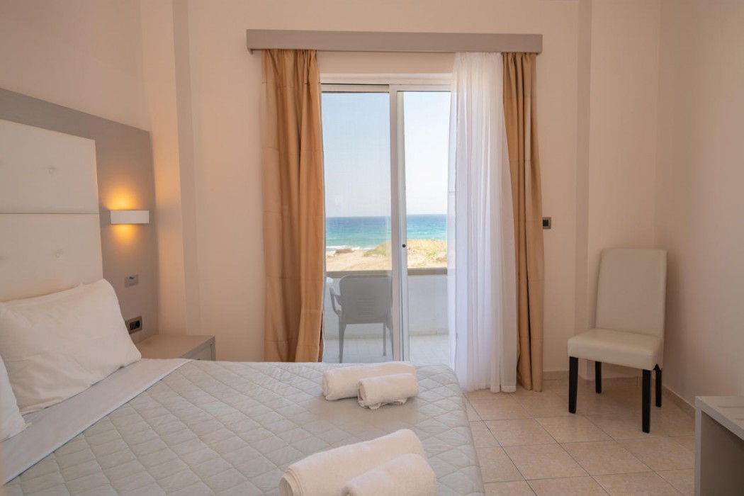 Costa Angela Seaside Resort 34/88