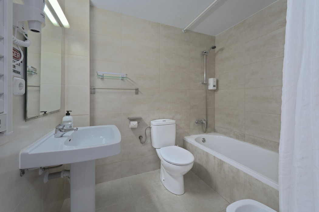 All Suite Ibiza Aparthotel 16/38