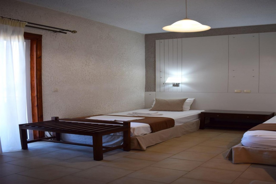 Altis Hotel 18/40