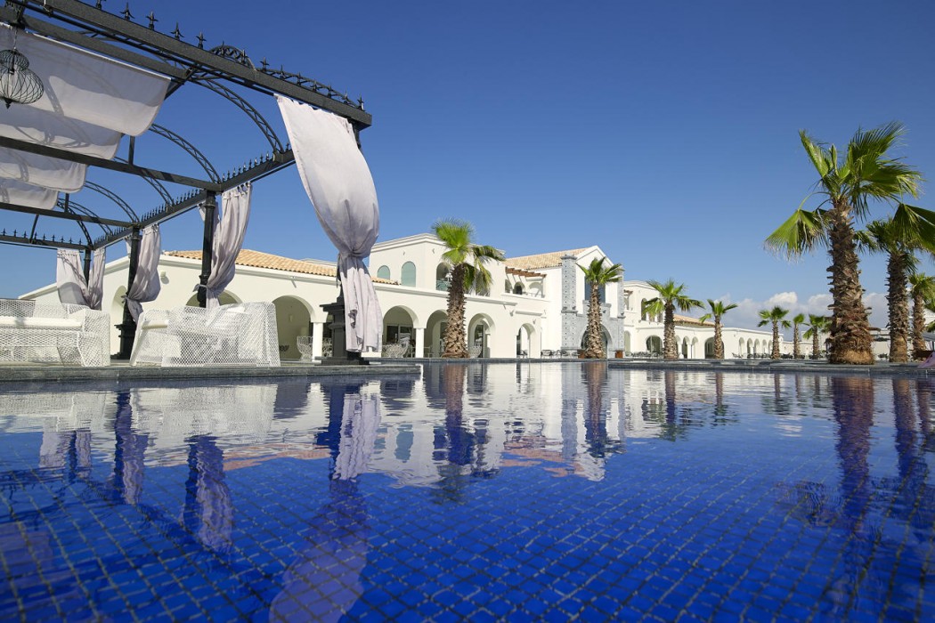 Anemos Luxury Grand Resort in Apokoronas