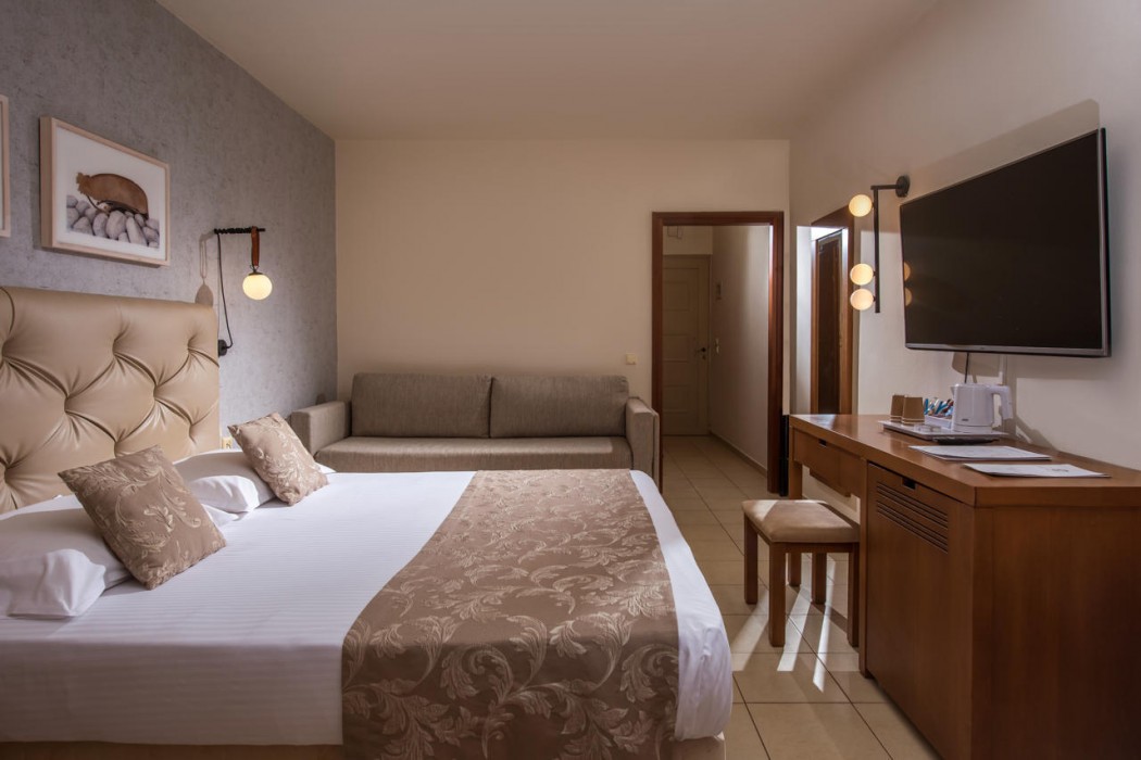 Bella Beach Hotel 18/70