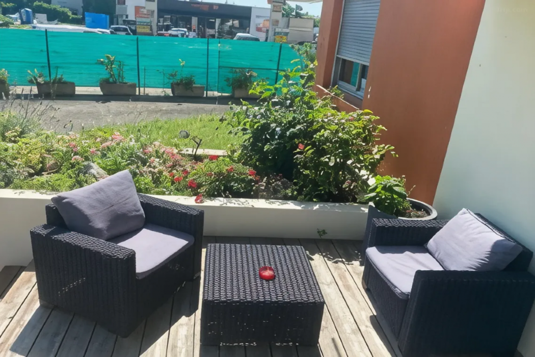 Adonis Lyon Est Hotel Artys 21/40