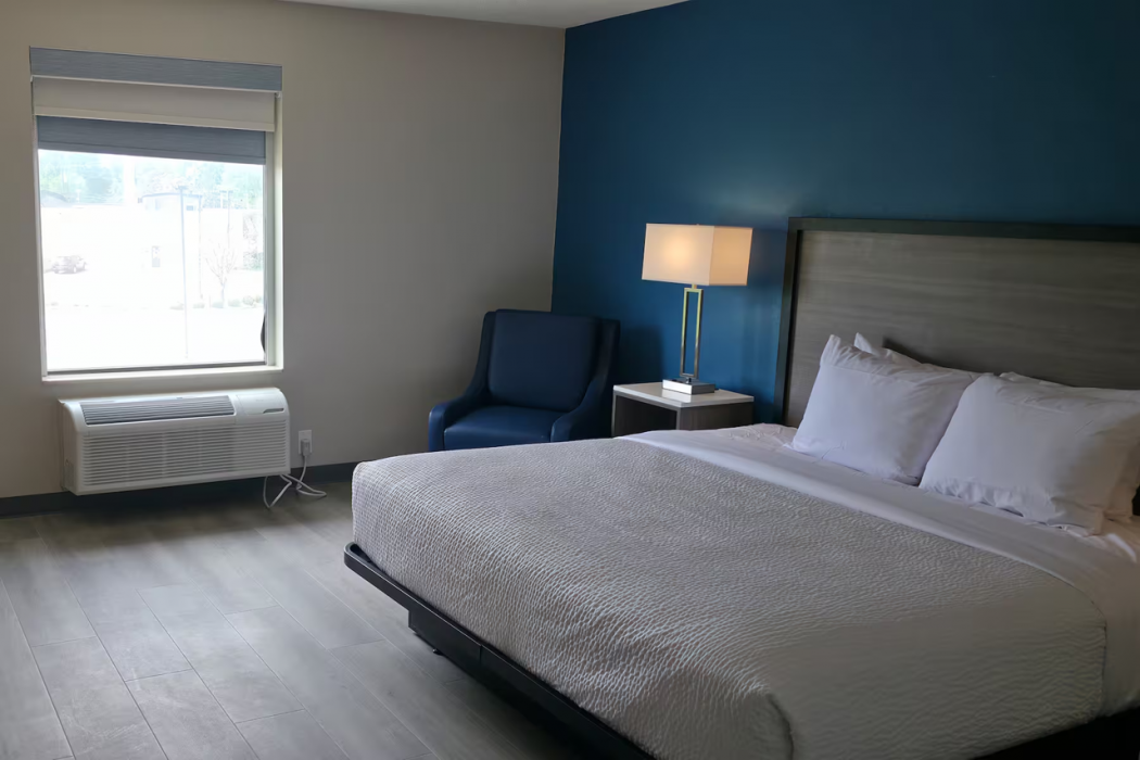 Baymont by Wyndham Louisville Southwest 9/34
