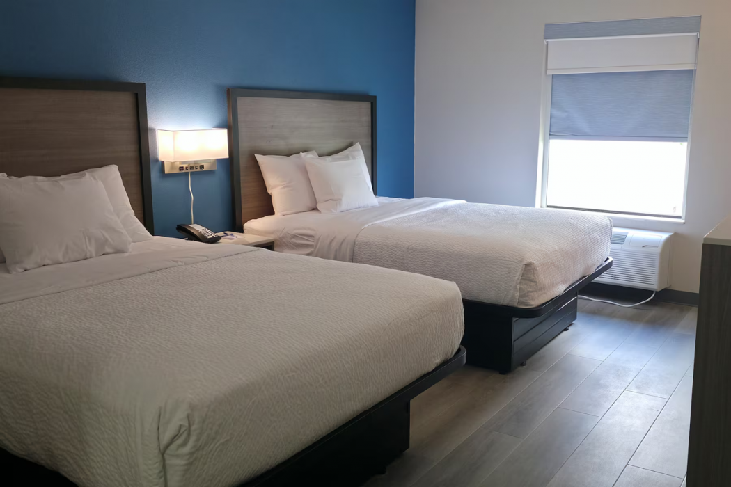 Baymont by Wyndham Louisville Southwest 8/34