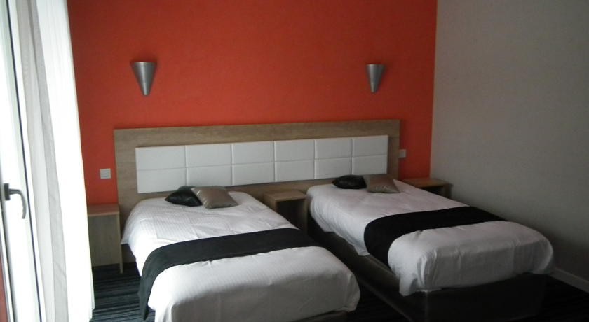 Hotel The Originals La Roche-sur-Yon Est Le Moulin Neuf 6/35