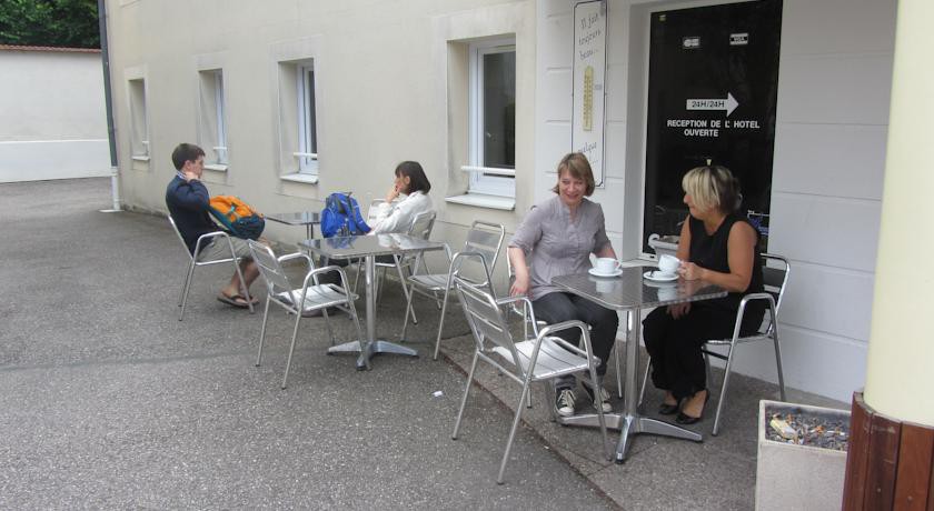HOTEL REVOTEL 30/47