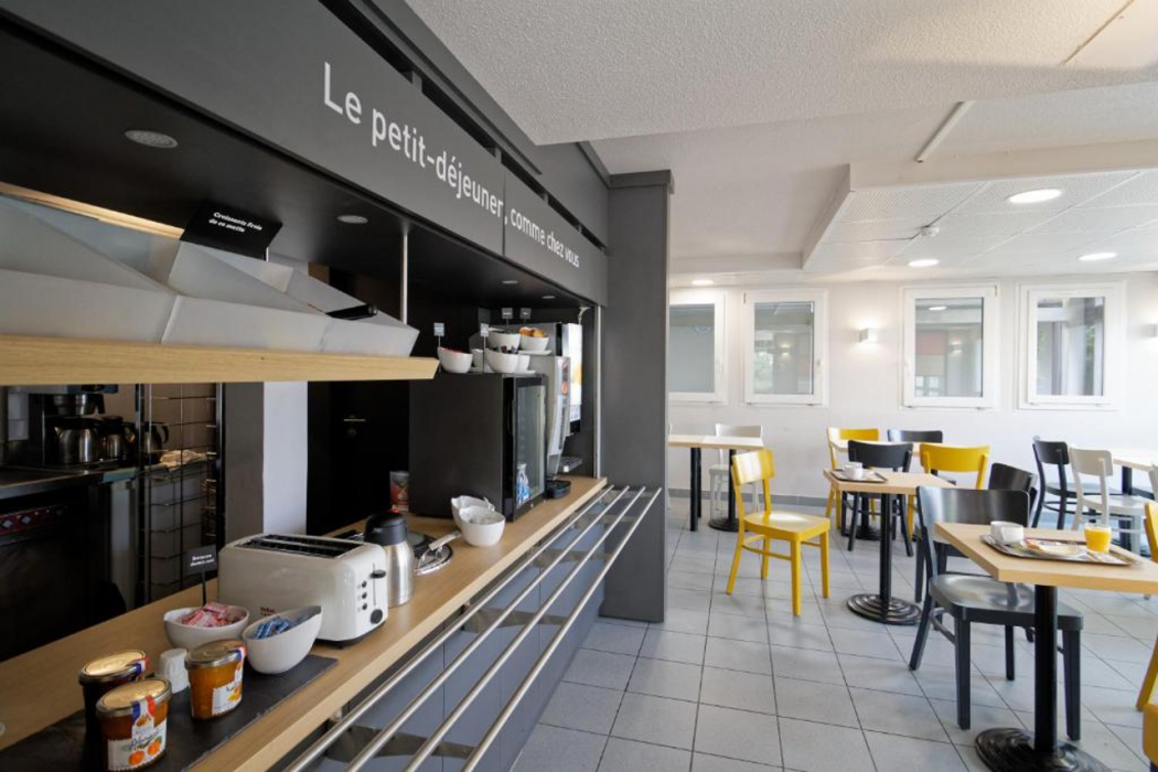 B&B Hotel Chateauroux Aeroport 20/28