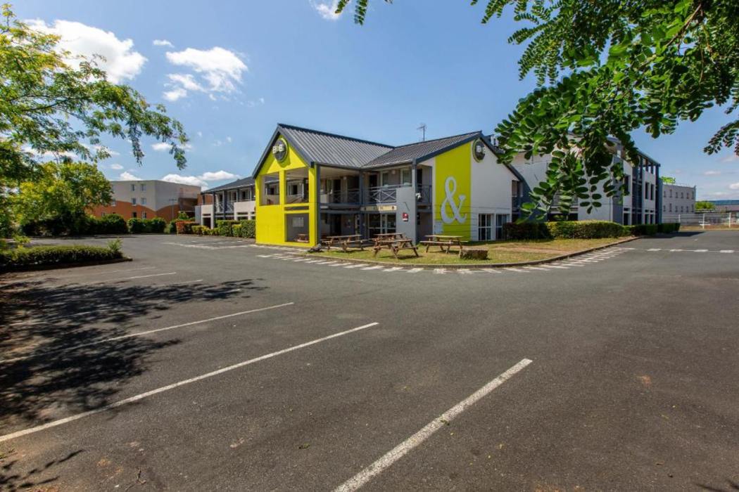 B&B Hotel Chateauroux Aeroport in DEOLS