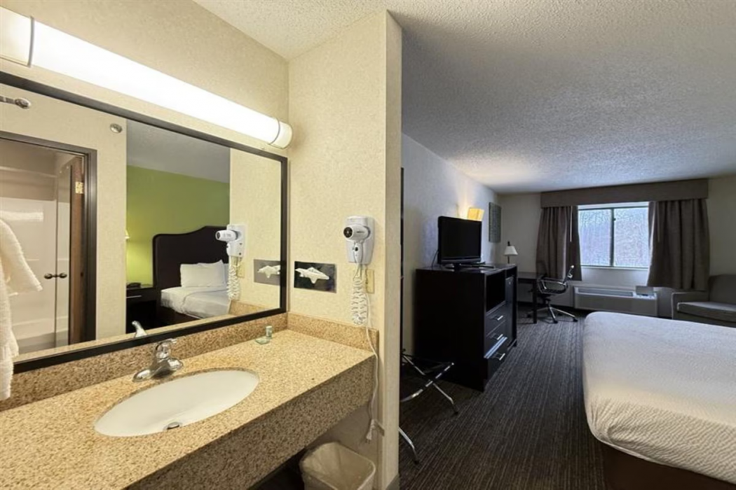 SureStay by Best Western Grove City 7/14