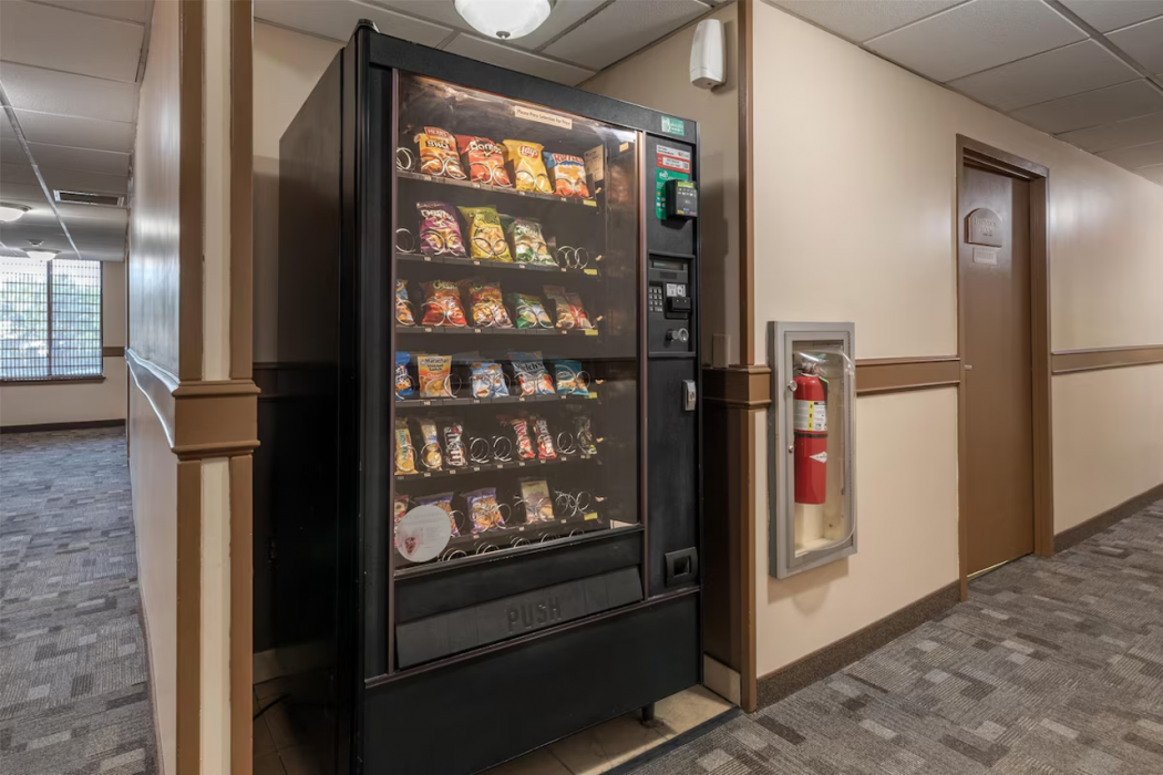Surestay By Best Western East Brunswick 31/38