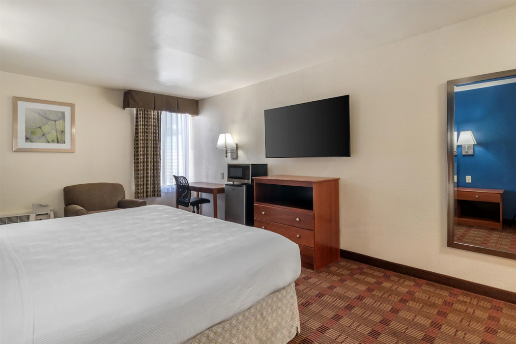 Surestay By Best Western East Brunswick 20/38