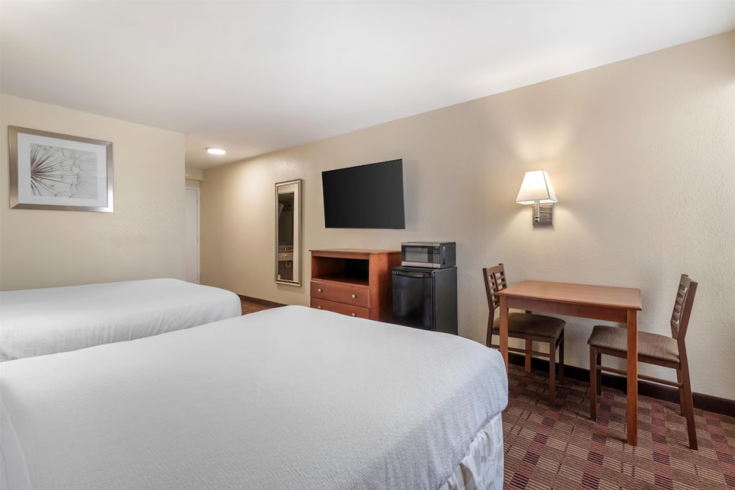 Surestay By Best Western East Brunswick 22/38