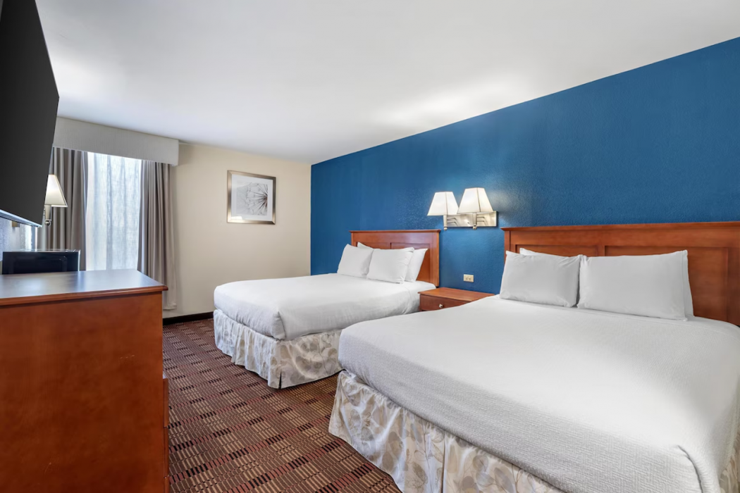 Surestay By Best Western East Brunswick 11/38