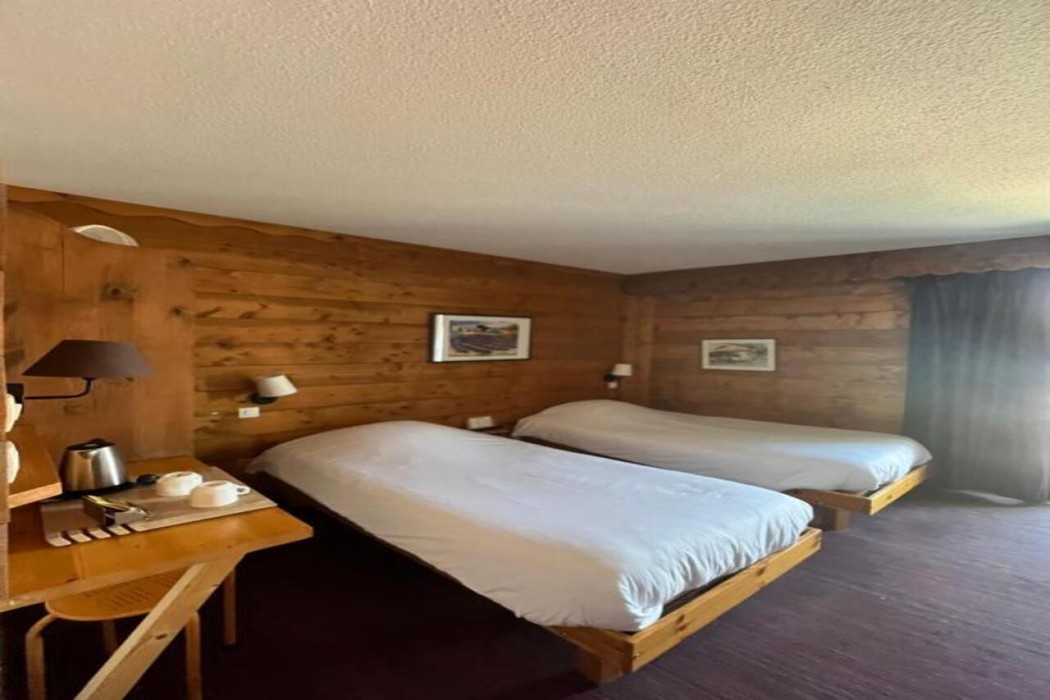 Room at Cit Hotel Le Montreal, CHALONS-EN-CHAMPAGNE
