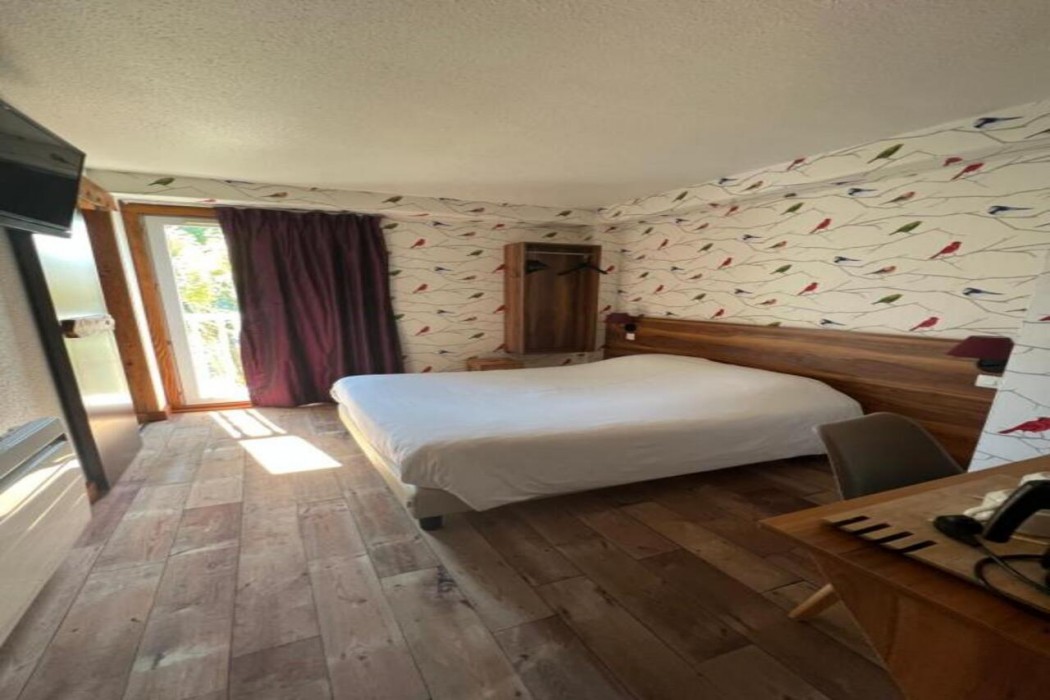 Cit Hotel Le Montreal 6/19