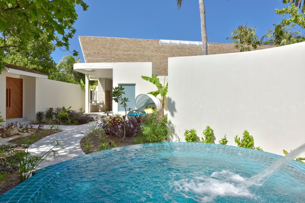 Kandima Maldives 82/129