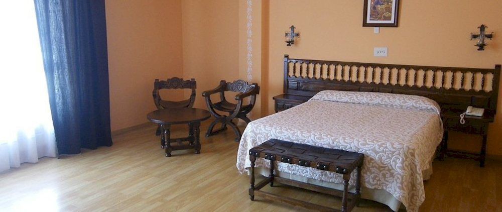 Hotel Eumesa 4/47