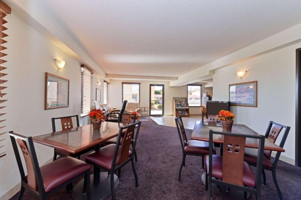 Executive Plus Inn and Suites 11/20