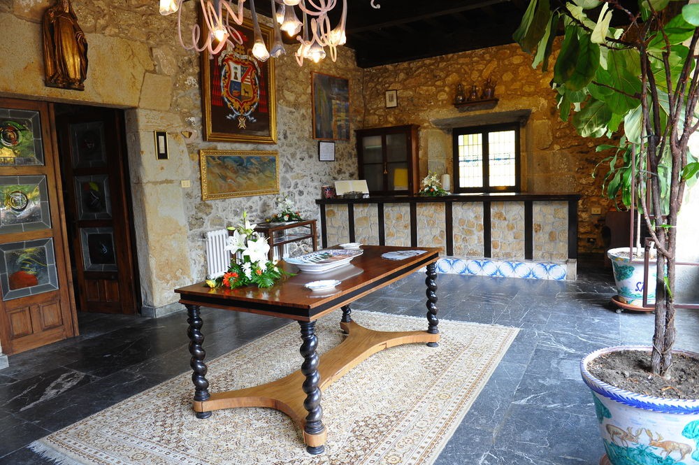 HOTEL SAN ROMAN DE ESCALANTE 4/28