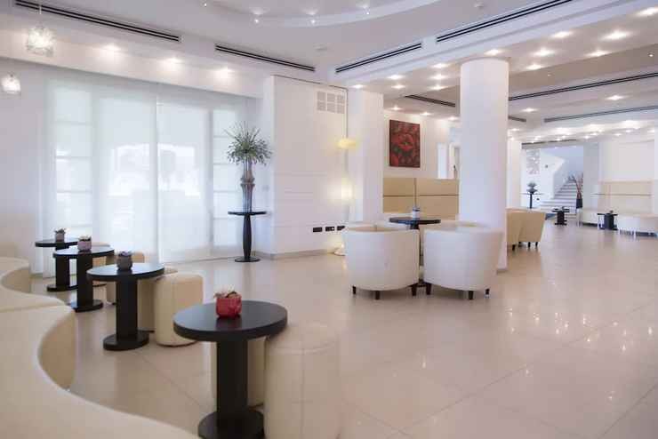 AHR Baja Hotel & Spa 7/56
