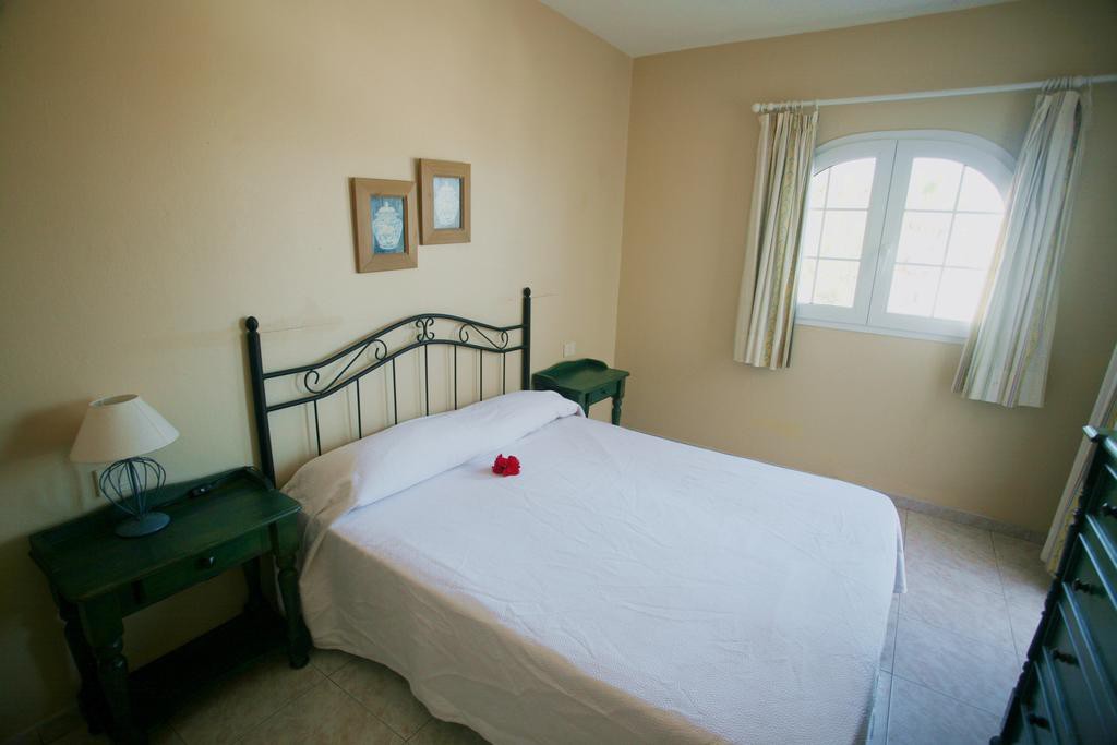 Apartamentos LIVVO Galera Beach photo3