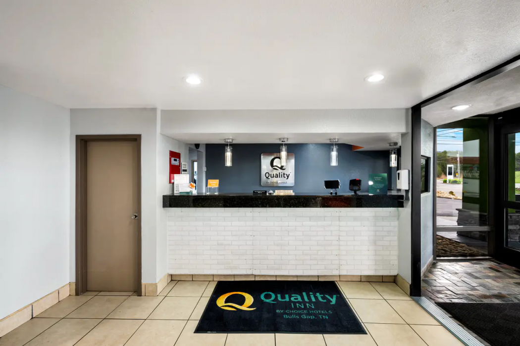 Quality Inn Bulls Gap 6/39