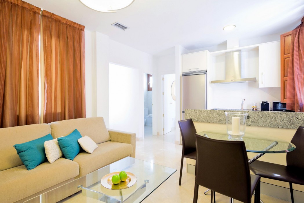 Habitat Suites Gran Via 17 26/65